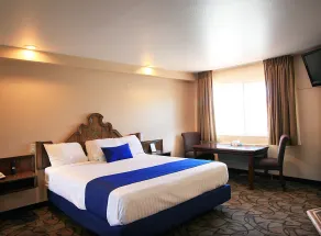 Colony Inn - North Hollywood - Hotel Near Universal Studios - Chambre