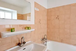 Logis Hôtel Baratxartea - Badezimmer