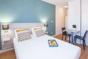 Comfort Aparthotel Aix Le Tholonet - Rum