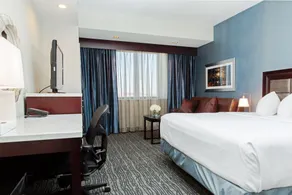 Crowne Plaza Springfield Convention Center by IHG - Chambre