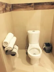 Hotel V - Baño
