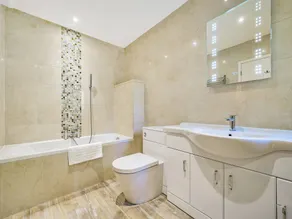 Fairwinds - Bathroom