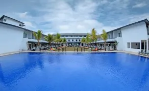 Coco Royal Beach Resort - Waskaduwa - Piscina al aire libre
