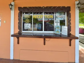 Hotel O Awan Biru Motel - Reception