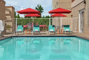 Home2 Suites by Hilton Savannah Airport - Piscine