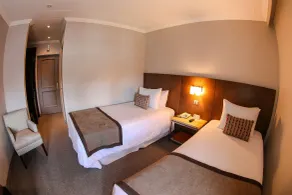 Hotel Martín Gusinde - Room
