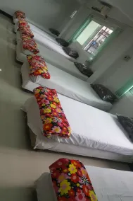 H Youth Hostel - Room