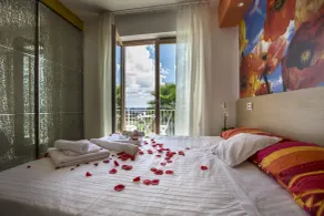 Kinderfreundliche gemütliche Wohnung mit Garten und Terrasse | Hunde erlaubt - Zimmer