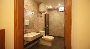 Stay @ 203 - Bathroom