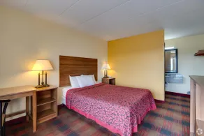 I-80 Inn & Suites - Chambre