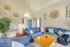 Hot Tub & Game Room: Spacious Live Oak Home! - Intérieur