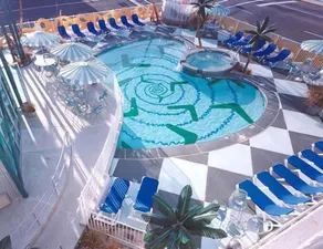 The StarLux - Piscina