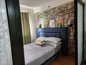 1 Bedroom Condo Unit with WiFi and Netflix at One Oasis - Room