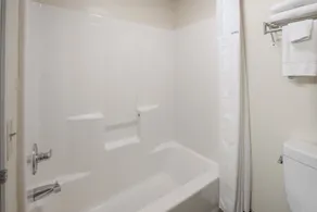 Baymont by Wyndham South Haven - Salle de bain
