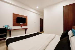 Super Collection O Besa Square Nagpur Formerly Yuva Inn - Room