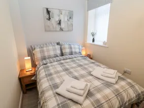 Stone's Throw - Habitación