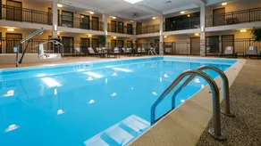 Best Western Harvest Inn & Suites - Piscine