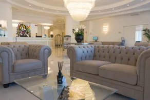 PM Hotel - Réception