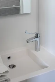 Ibis Budget Pontorson Baie Du Mont Saint Michel - Salle de bain
