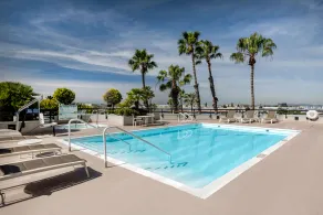 Holiday Inn Los Angeles Gateway-Torrance by IHG - Piscine