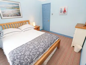 25 Tregenna Court - Rom