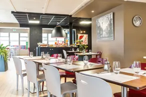 Hôtel Campanile Lyon Est - Aéroport Saint Exupéry - Restaurant