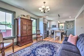 ‘The Ruebling House’ Cozy Defiance Apartment! - Innvendig