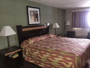 German Village Inn Motel - Chambre
