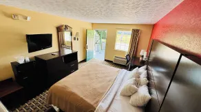 Garden Inn and Suites near Callaway Gardens Pine Mountain - Chambre