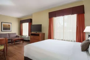 Days Inn & Suites by Wyndham Sherwood Park Edmonton - Chambre