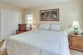 Furnished Deck + Mtn Views: Rutherfordton Home - Innvendig