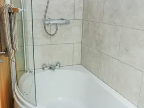 Sawtons Cottage 1 - Badezimmer