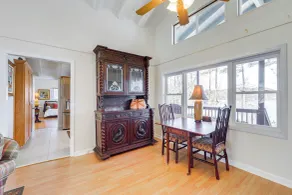 Mtn-view Home on Lake Glenville w/ Dock - Interiør