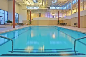 Crowne Plaza Chicago Ohare Hotel & Conf Ctr by IHG - Piscina