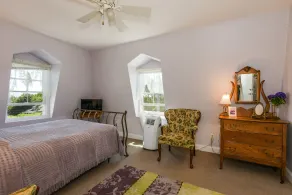 Payne's Harbor View Inn - Habitación