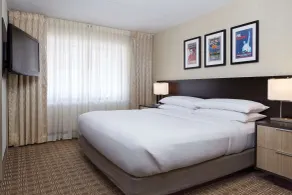 DoubleTree Suites by Hilton Nashville Airport - Chambre