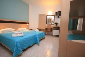 Moschos Hotel - Habitación