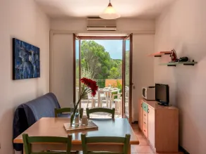 Accommodation 1 km from the beach - Living room