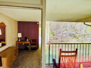 Newfound Lodge on the river - Rom