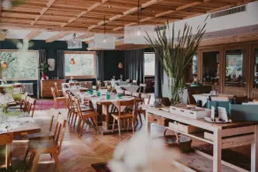 SEEBICHL Adults Only Designhotel lake - pool & dine - Restaurant