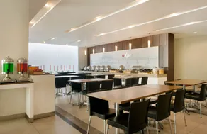 Amaris Hotel Darmo Surabaya - Restaurant