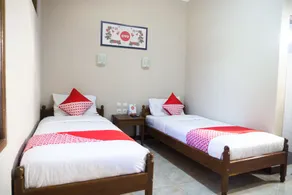 Hotel O Srikandi Hotel - Chambre