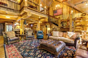 Private Hot Tub & Home Theater: Ranger Log Cabin! - Interiør