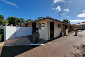 Busselton Villas and Glamping Village - Rezeption