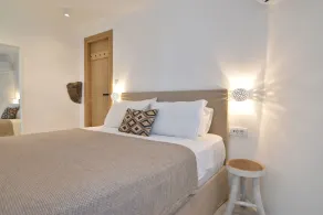 Panthea Suite Santorini - Private pool - Room