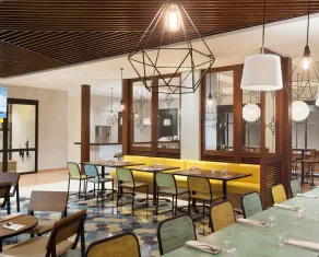 La Lucia Boutique Hotel by Prasanthi - Restaurant