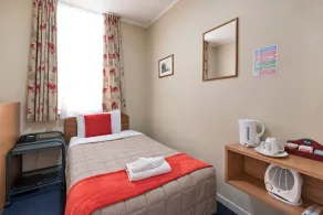 Halswell Lodge - Room