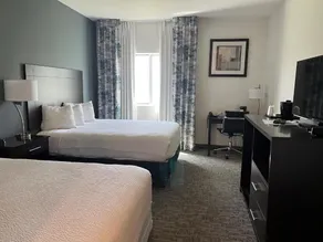 The Grove Inn and Suites - Zimmer