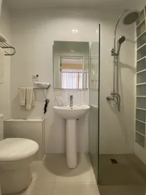 Luxx Boutique Boracay - Bathroom