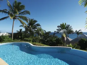 Hôtel Amaudo - Piscina con borde infinito
